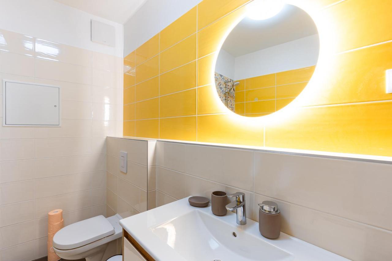 בודפשט Modern & Newly Built Apartment With Private Garage מראה חיצוני תמונה