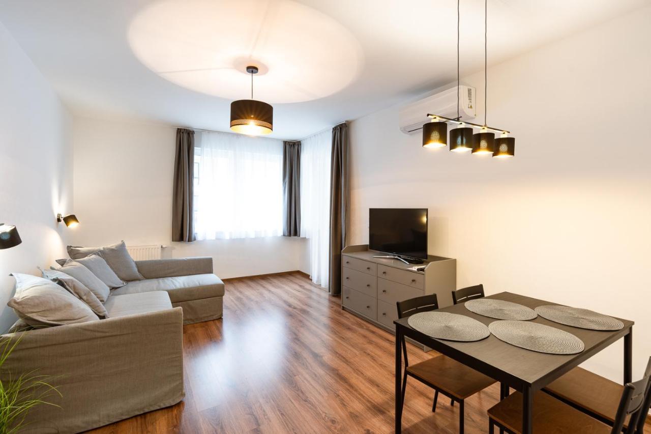 בודפשט Modern & Newly Built Apartment With Private Garage מראה חיצוני תמונה